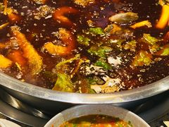 -肖肖酸萝卜鱼火锅(总店)