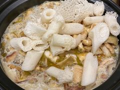 -菌海森林·非遗野生菌火锅(西山区滇池路摩根道店)