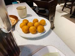 -贵府酸汤牛肉火锅·贵州老字号(飞山街店)