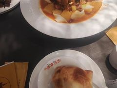 沙湾大盘鸡-西域盛宴烧烤新疆菜清真餐厅(古美店)