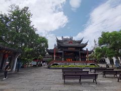 -鲁镇