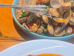 -六福烧烤酒馆(秦隆步行街店)