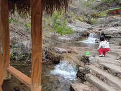 -大平台龙居瀑布旅游区