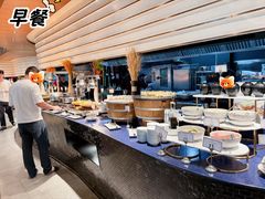 -曼谷湄南河畔华美达广场酒店