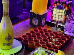-喜鹊音乐酒馆(西街店)