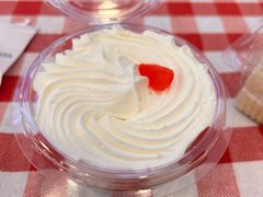 -红宝石·鲜奶小方·海派西点房(南丹店)