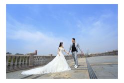 -巴黎春天婚纱摄影(鹤庆路店)