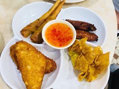 滋味小食拼盘-喜莲咖啡