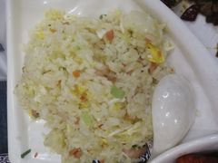 -扒虾小妹儿麻辣海鲜(宏图街店)