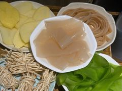 -肖肖酸萝卜鱼火锅(总店)