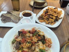 -贯贯吉·清真餐厅(浙江中路店)