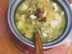 -周鱼小馆石锅酸菜鱼(活力汇店)