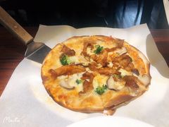 奥尔良鸡肉披萨-秀·爱尔兰餐吧(上海路店)