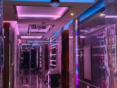 -蓝尊量贩(黄河路店)