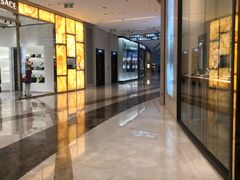-香港ELEMENTS圆方