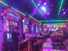 -喜鹊音乐酒馆(西街店)