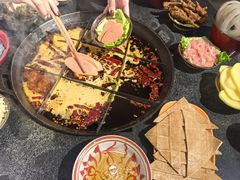 -红板凳火锅·20年老字号