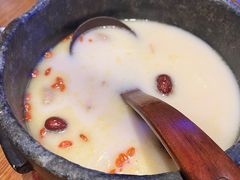 墨脱石锅鸡-敏珠拉姆藏餐·南京厨房(富春江东街店)