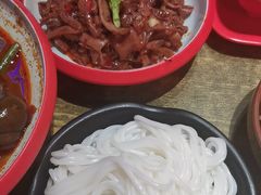 -老闵田螺馆·南昌特色小炒(梦时代店)