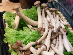 -湊湊火锅·茶憩(杭州湖滨银泰in77店)