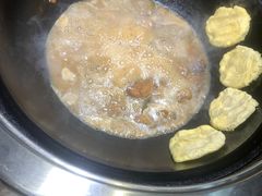 -锅老头海鲜铁锅炖