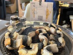 -围炉肉舍•炭烤活鳗•丹东海鲜烤肉(步行街店)