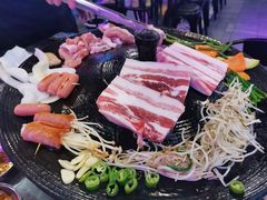-豚豚家돈돈가韩国锅盖烤肉(新北万达店)