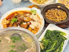 -马尔龙新疆饭店·清真(瑞景店)