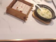 -花少爷·鲜虾干贝粥(延安万达店)