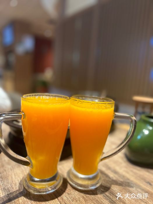 云海肴·汽锅鸡·云南代表菜(浦江欢乐颂店)图片