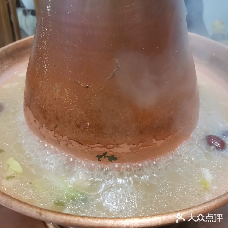 北京铜锅涮肉老字号,讲究肉鲜汤清没膻味