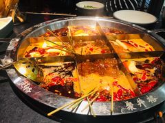 -井格重庆火锅(西直门凯德Mall店)
