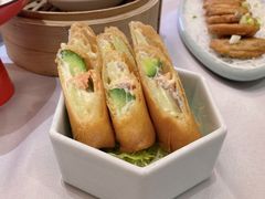 青芥三文鱼春卷-悦湖公馆