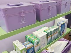 -HITOMI希多蜜美瞳(凯德晶萃店)