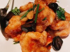 黑蒜大千爆虾球-北京四季酒店·采逸轩