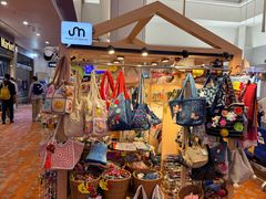 -王权免税店(清迈机场店)