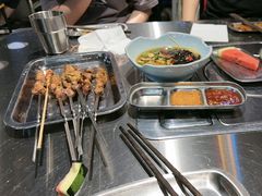 -马路牙子烧烤音乐酒馆(望京店)