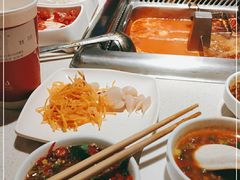 -海底捞火锅鲜切牛肉主题店(长寿路店)