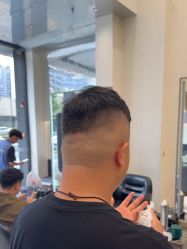 点击看大图 -摩登时代美发沙龙