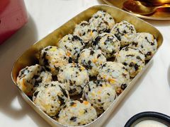 金枪鱼饭团-HOTISLAND海鸡岛·韩国料理(江南西店)