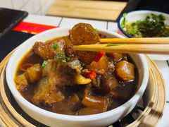 -喜悦小串丹东小黄牛海鲜烧烤大排档(民主广场店)