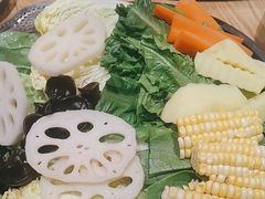 -一朵菌·野生菌探索家火锅(南亚店)