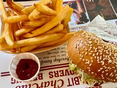 -The Habit Burger Grill 哈比特汉堡(世博店)