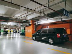 -九六广场-停车场