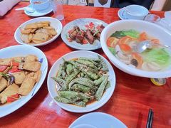 -芦茨金富饭庄·25年老字号·专做稻草鸡