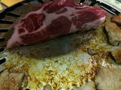 -哈哈碳都·牛肋条无限自助烤肉(台江万达店)