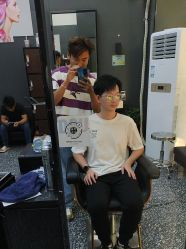 -藤野造型专业烫染接发