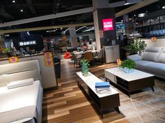 -百安居装修建材卖场(南山店)