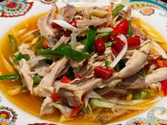 新疆椒麻鸡-巴依老爷新疆美食(清华东门店)