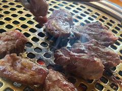 -唯成•韩国炭火烤肉 유성고기